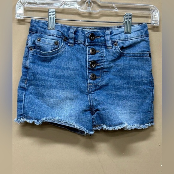 Lucky Brand Girls Cutoff Jean High Waist Button Fly Shorts Adjustable Waist SZ 8 - Picture 1 of 5